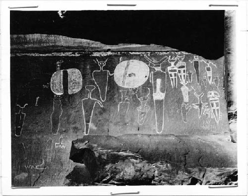 Petroglyph, Yebachai-like figures near Moab