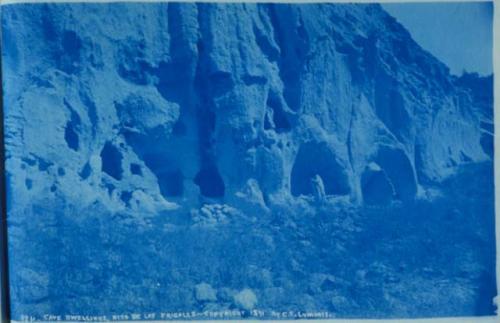 Rito de los Frijoles, Cave Dwellings