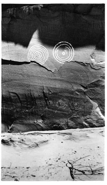 Photo of Painted Pictograph North side, Navajo Canon