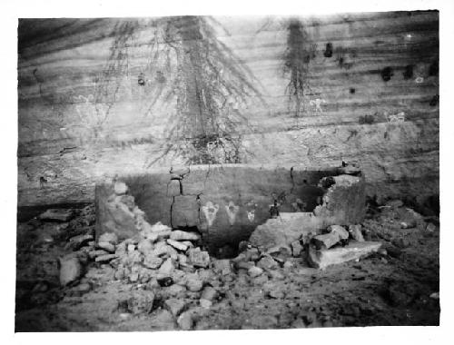 Photo of end of Carolyn or Edwin Bridge. Junction of White and Arnusto#y Canyon