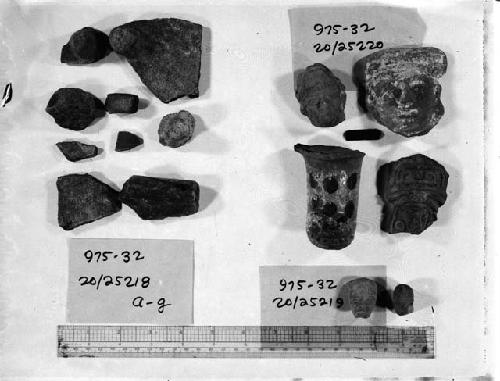 Miscellaneous pottery sherds. Small terra cotta heads (Teotihuacan)