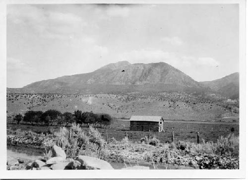 Photo of Ute Mt. from the McElmo