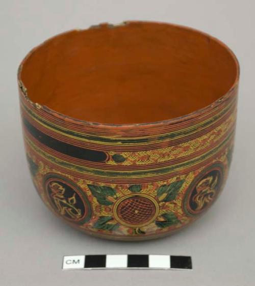 Lacquer ware cup, chipped rim