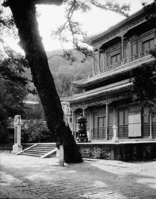 Great hall on guests' Terrace