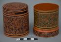 Lacquer ware cylindrical box