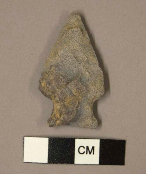 Chipped stone projectile point, stemmed