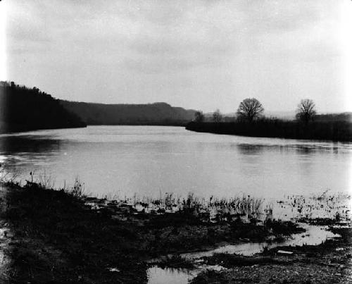 James River and low grounds on Right Bank of Stream, Just Up Above Wingina