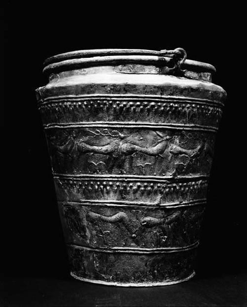 Bronze situla