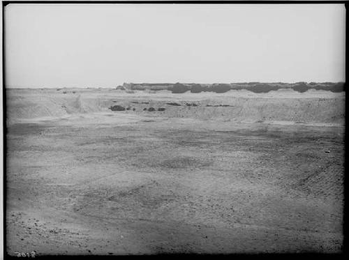 Wachake number 1 (Field). In background is northwest wall of Rivero group