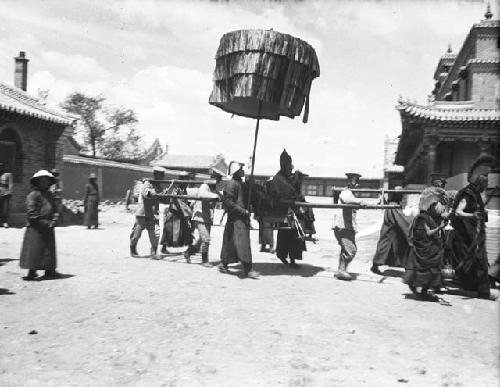 Chao Ho, living Buddha in palanquin