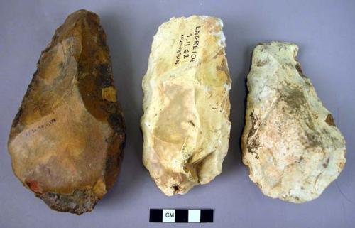 7 amygdaloid flint handaxes