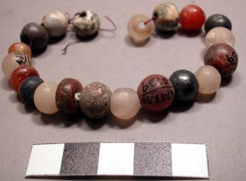 String of beads, carnelian, quartz