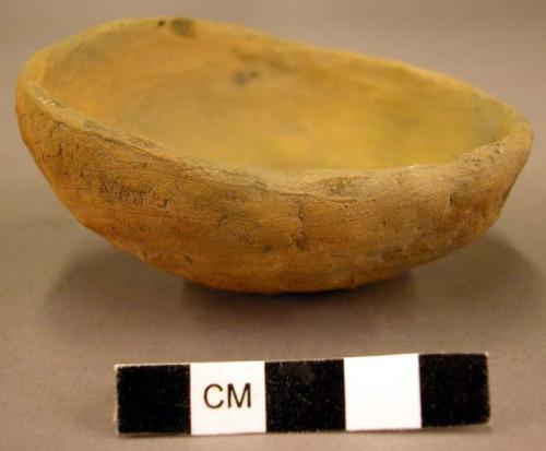 Plain pottery small bowl