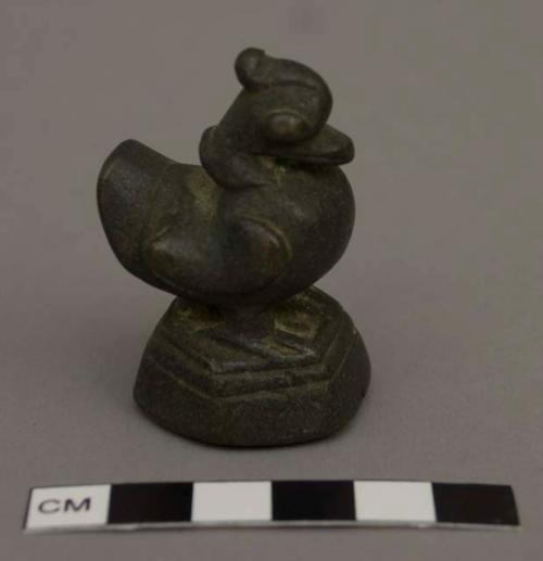 Bronze weight duck