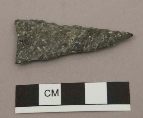 Chipped stone projectile point, Levanna type