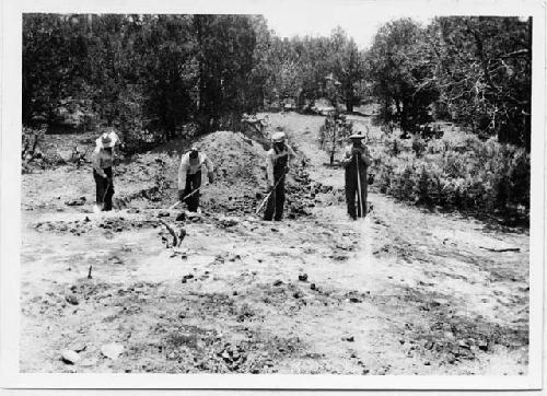 Digging refuse mound; Pigg, Patterson, L. Lancaster, J.A. Lancaster