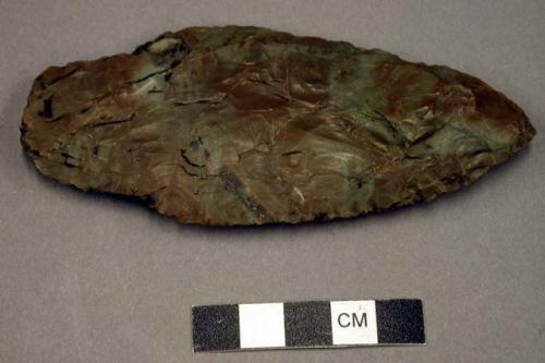 Blade - jasper; pitch adhering to base