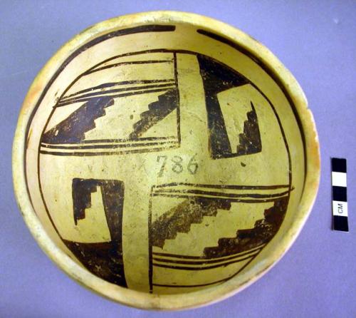 Jeddito black on yellow pottery bowl