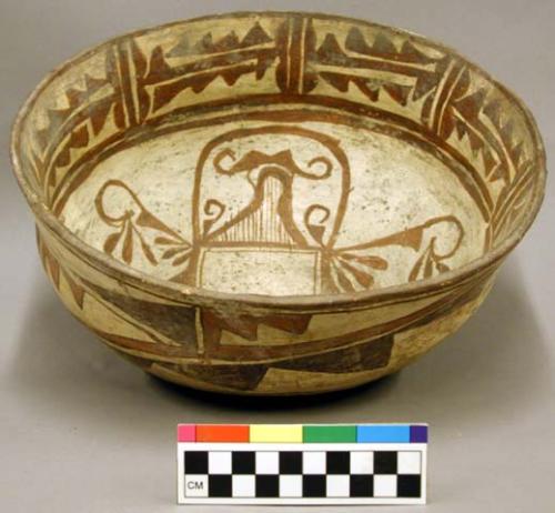 Polychrome pottery bowl - brown, red, white