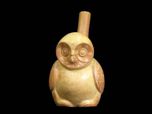 Mochica stirrup vessel in owl form