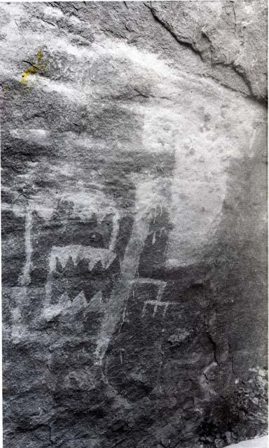 Pictograph painted in green in Crossed-Sticks House