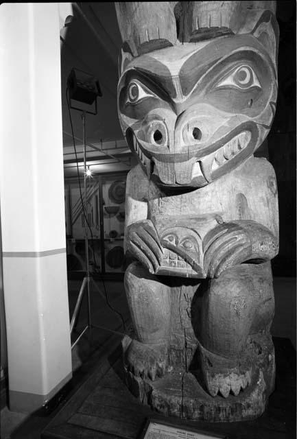 House post, Kwakwaka’wakw