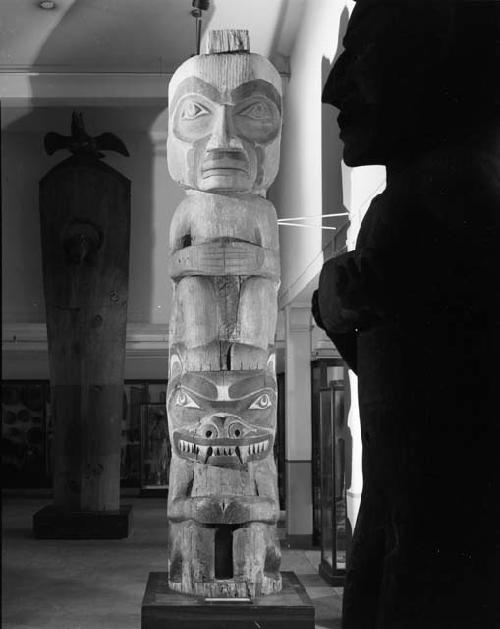 House post, Kwakwaka’wakw