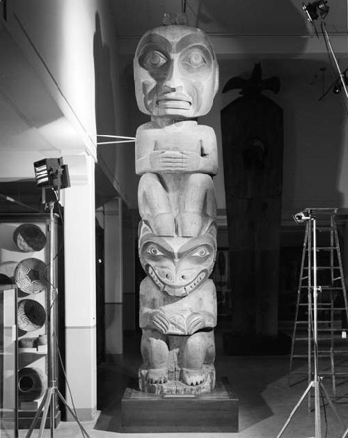 House post, Kwakwaka’wakw