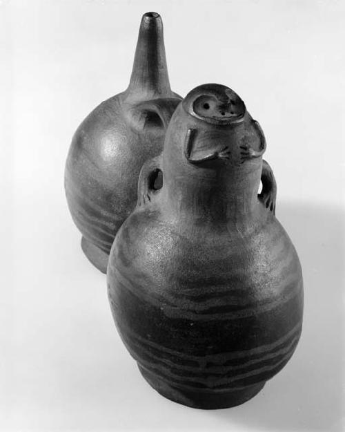 Gallinazo double-chambered vessel decorated in the negative painting technique