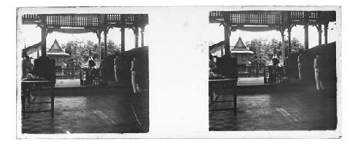 stereo glass slides; men on porch