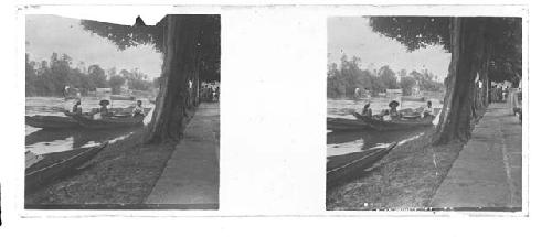 Stereo glass slides of Siam; FLAKING EMULISON people in boats along shore