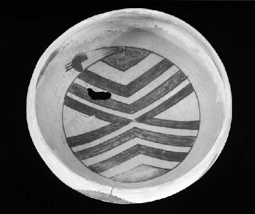 Bowl with design (viewed from above)