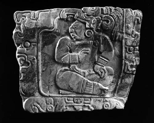 Jade plaque with human figure design