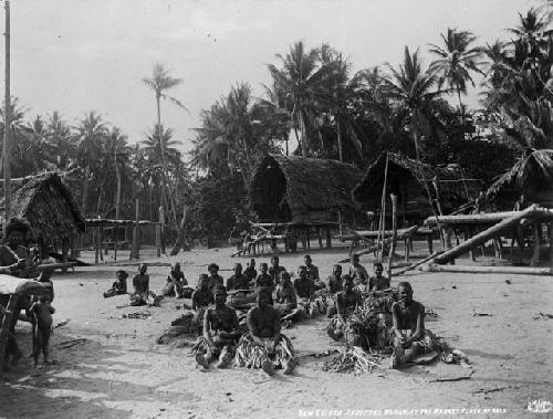 Kenepunu women at Marketplace of Kalo