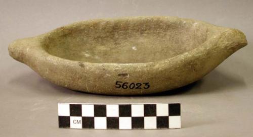 Steatite bowl, 2 handles