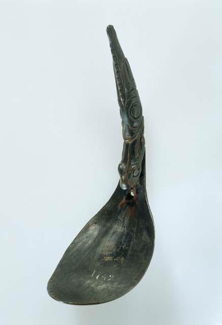 Ceremonial spoon depicting a frog and a sculpin