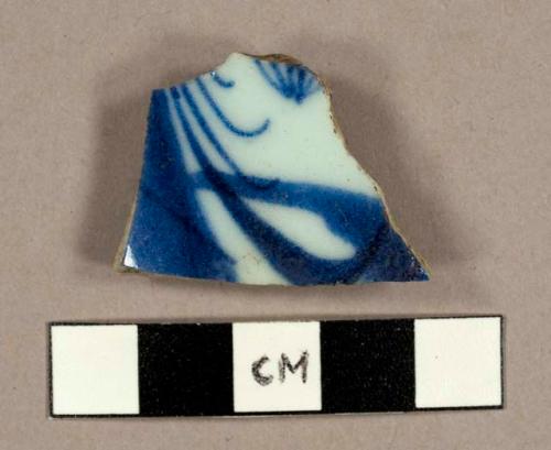 Porcelain base sherd of plate