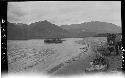 Boat coming in to shore