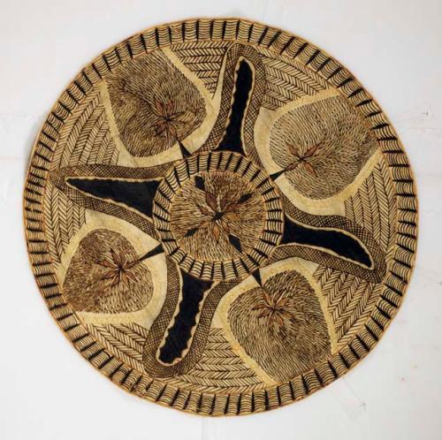 Hand-painted circular tapa cloth, Siapo mamanu