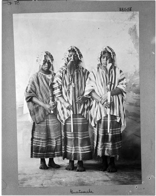 3 women, Guatemala