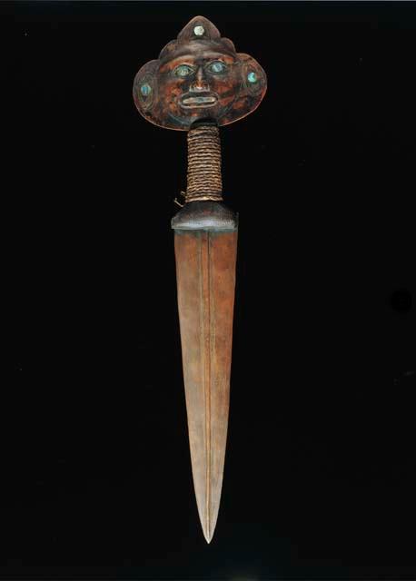 Copper knife; with orca's head on handle