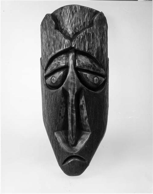 Lotei. Opaka "Night Black Owl," Shaman's mask