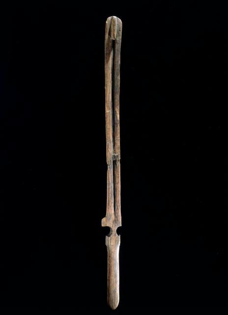 Spear thrower