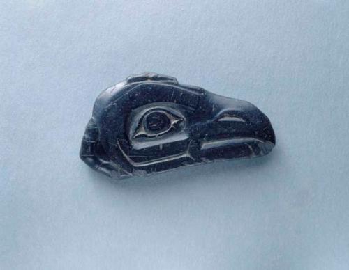 Pendant, scratcher in form of eagle