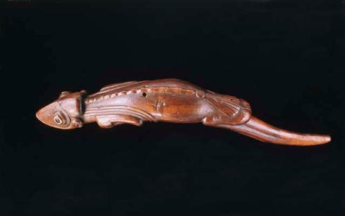 Quadruped in wood (moko)