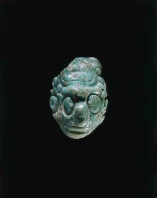 Jadeite head - small