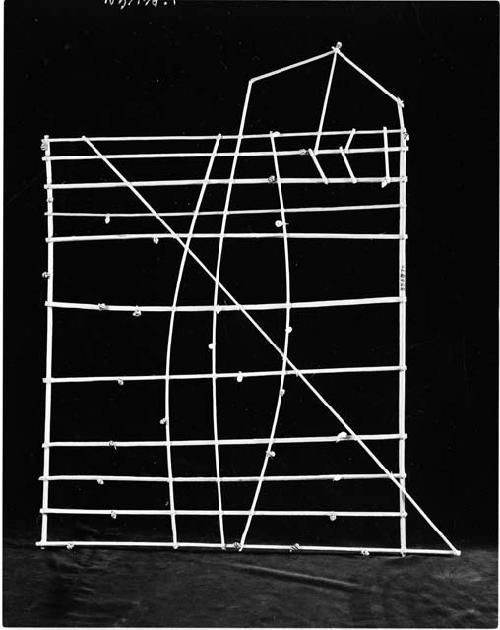 Native sailing chart made of sticks (00-8-70/55587)