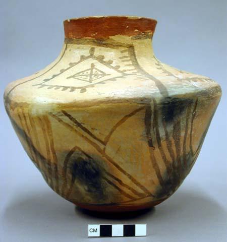 Jar, eccentric painted ware. brown on buff. 19.5 x 21.0 cm.