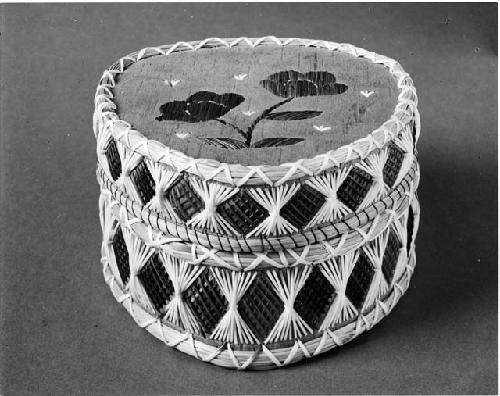 Quilled birch bark basket with lid