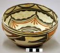 Bowl, polacca polychrome style c. int: curvilinear design; ext: linear design. 9